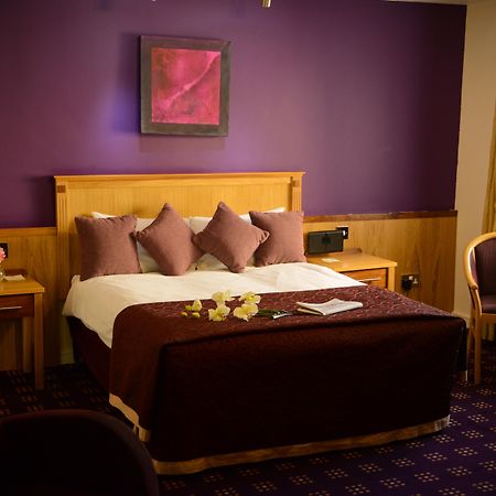 Bush Hotel County Leitrim エクステリア 写真