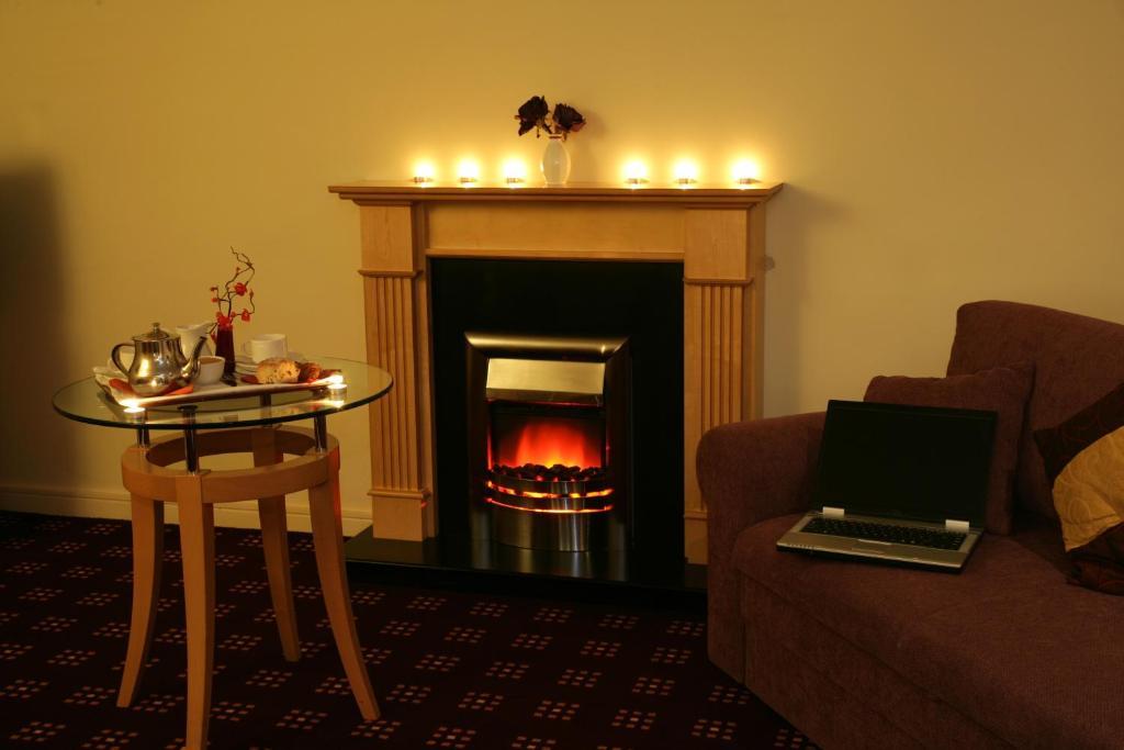 Bush Hotel County Leitrim エクステリア 写真