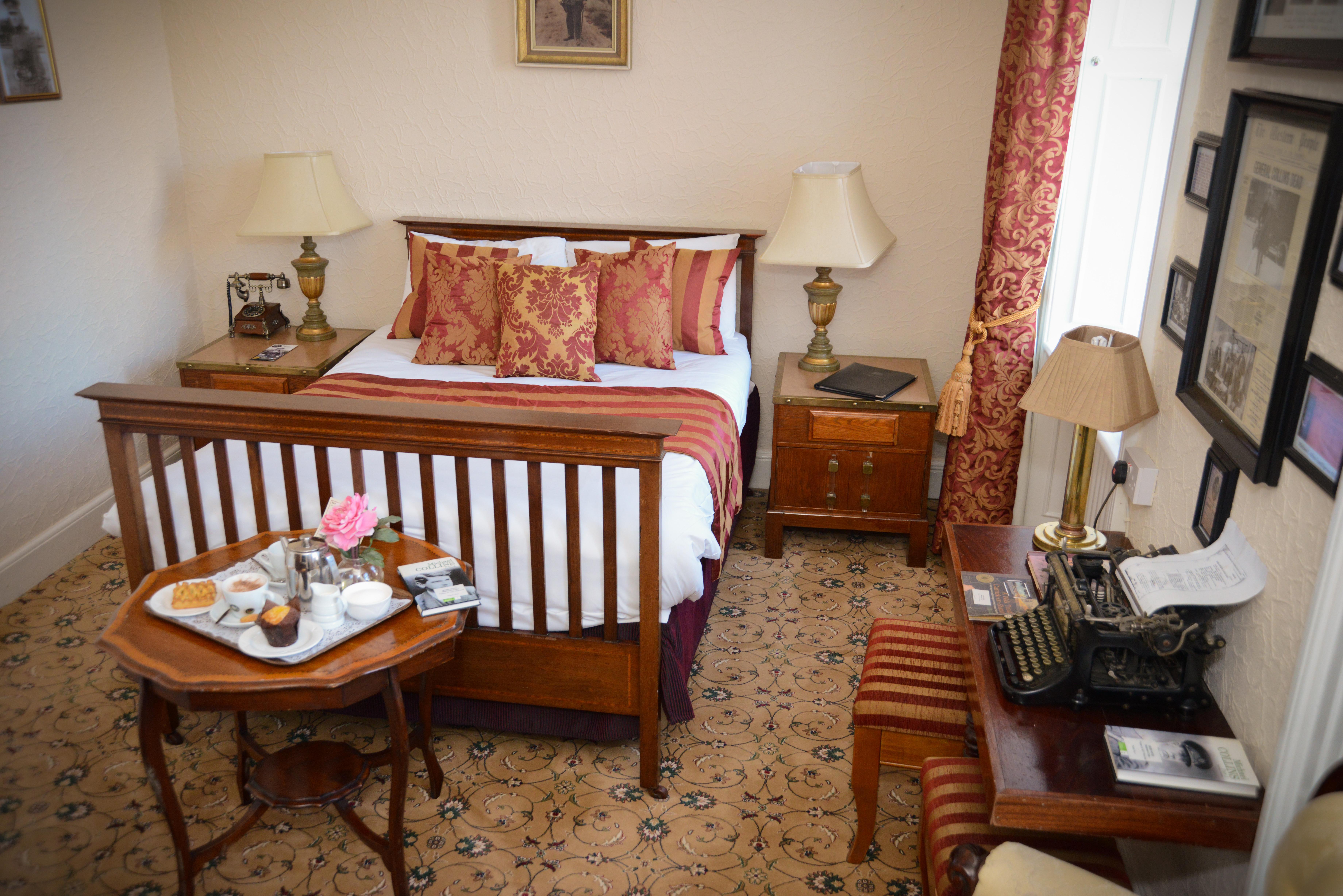 Bush Hotel County Leitrim エクステリア 写真